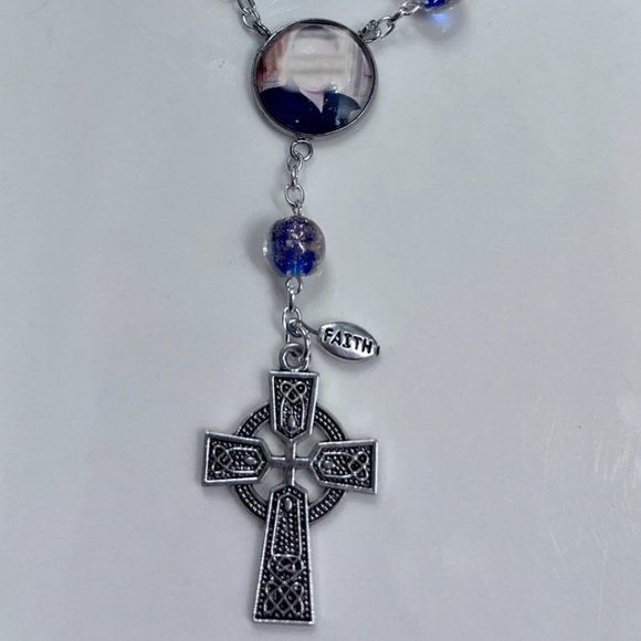 New, unique luminous, glow-in-the-dark one decade photo car rosary. - Picture 4 of 10